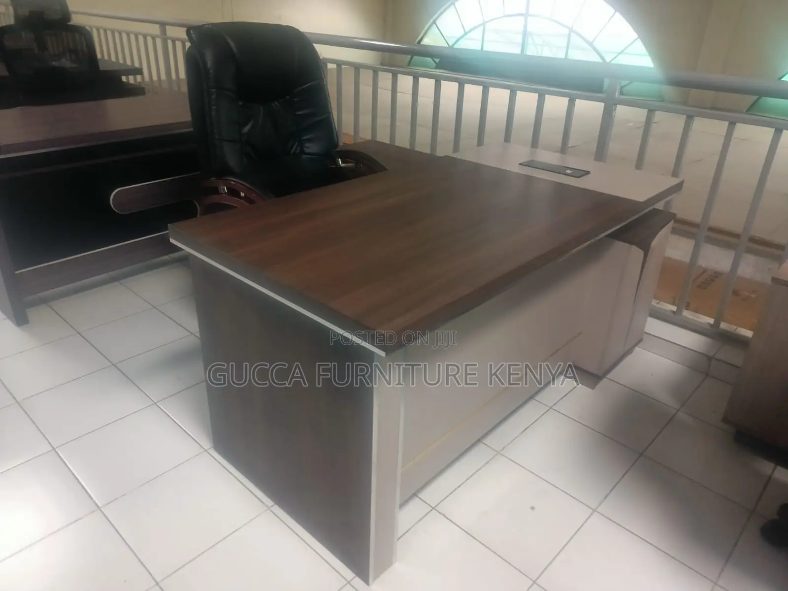 1.8 Meters Executive Office Desk With Extension