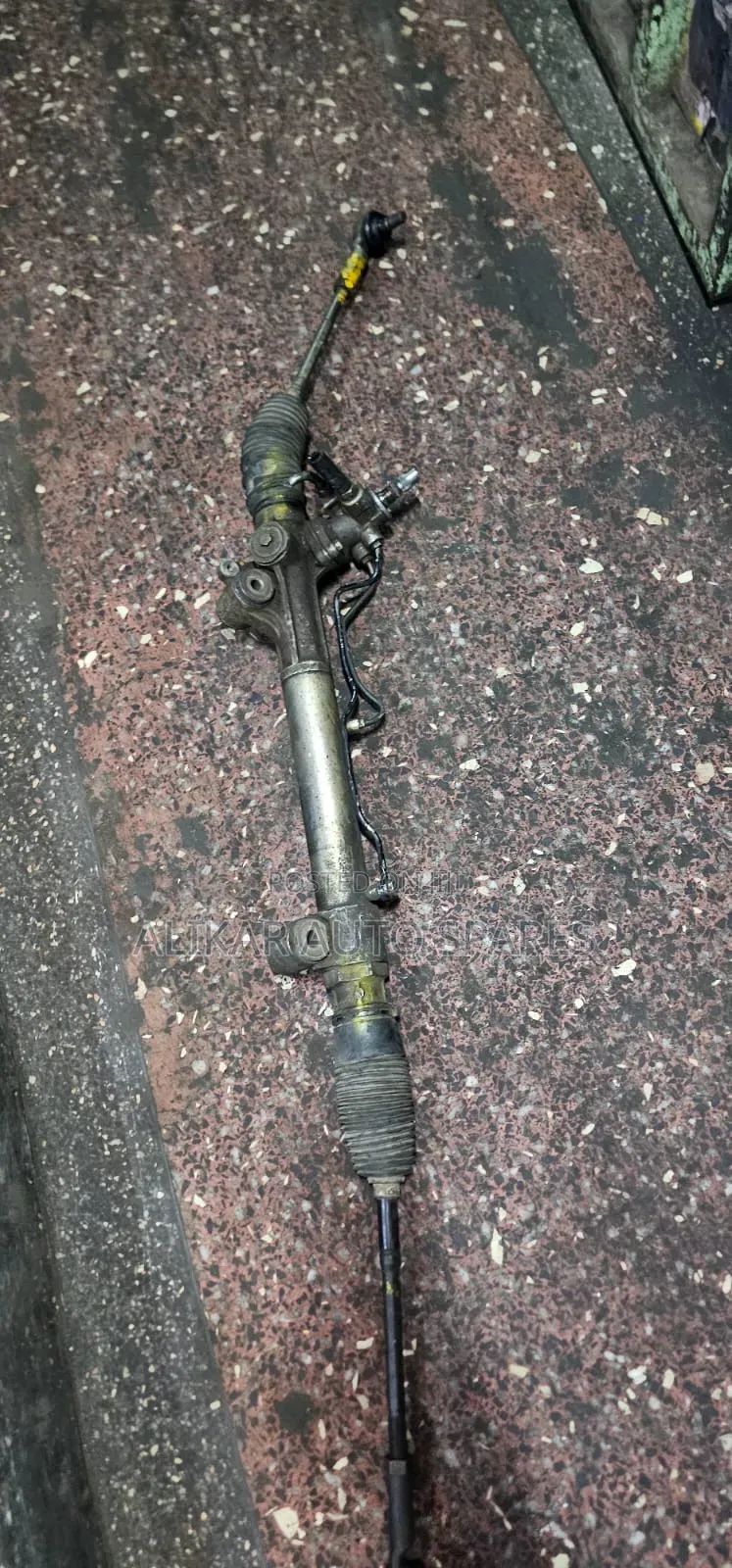 Hilux Vigo Steering Rack in Good Condition