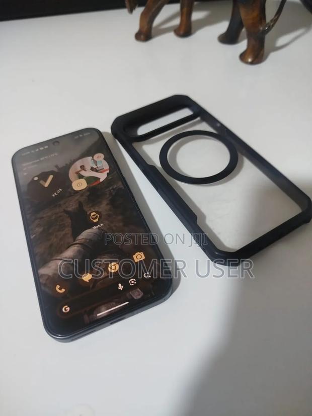 Google Pixel 9 128 GB Black - main view