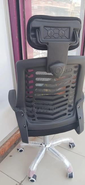 Stylish Executive Office Chair With Headrest - thumbnail 2