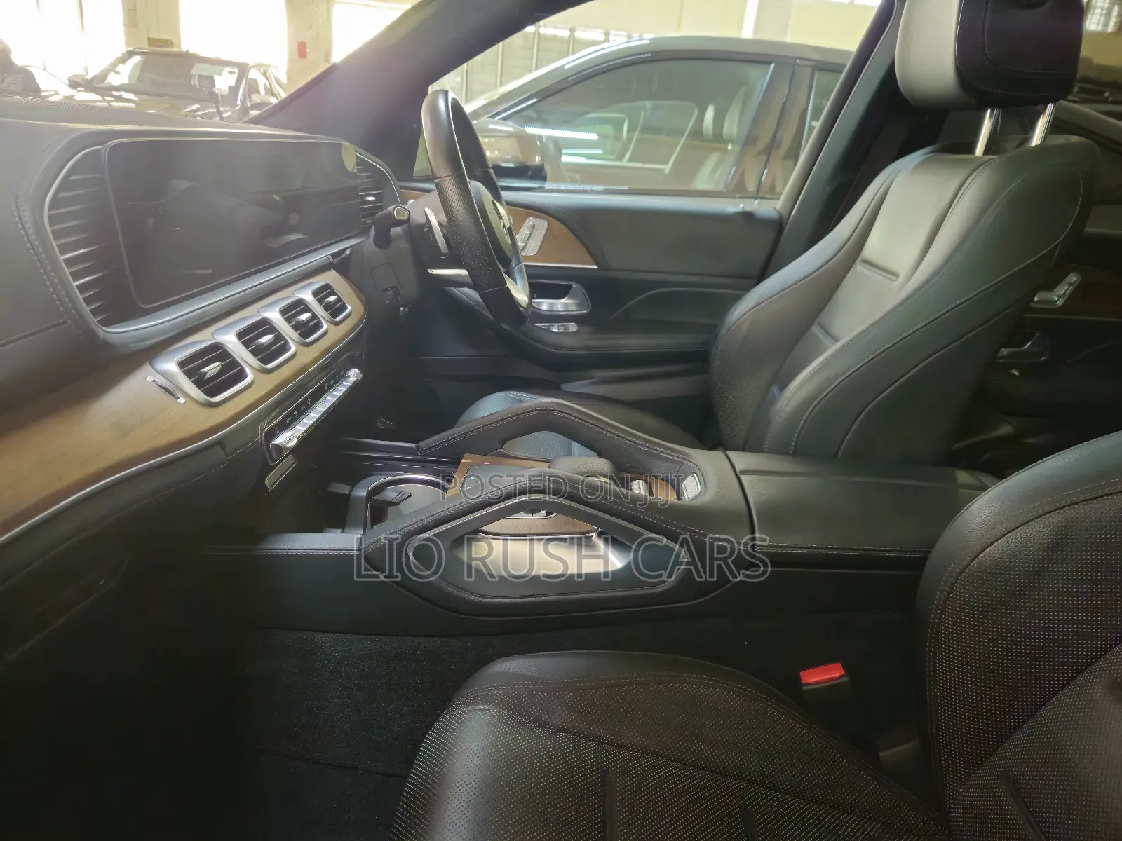 Mercedes-Benz GLE-Class 2021 Blue