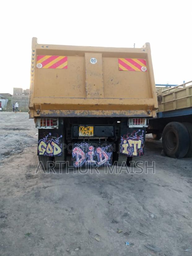 Truck and Trailer - thumbnail 2