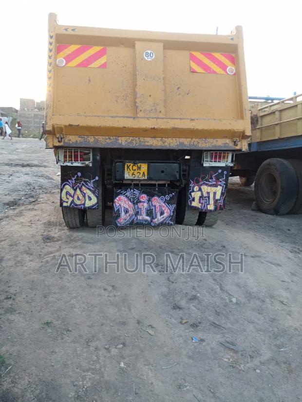 Truck and Trailer - thumbnail 5