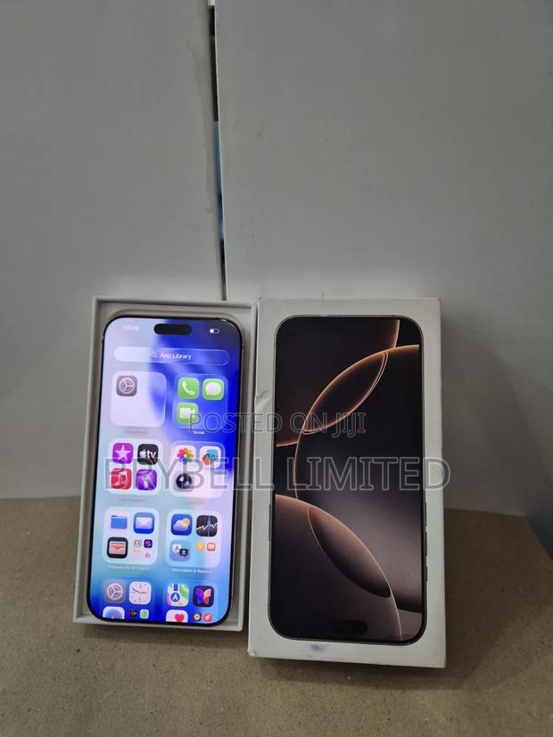 Apple iPhone 16 Pro Max 1 TB Gold - thumbnail 2