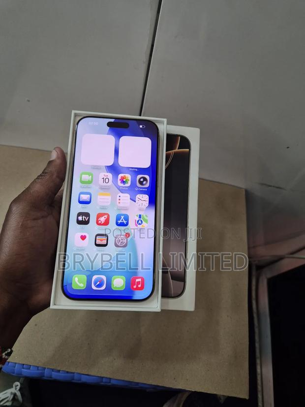 Apple iPhone 16 Pro Max 1 TB Gold - thumbnail 8