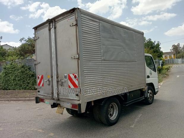 Mitsubishi Canter - thumbnail 5