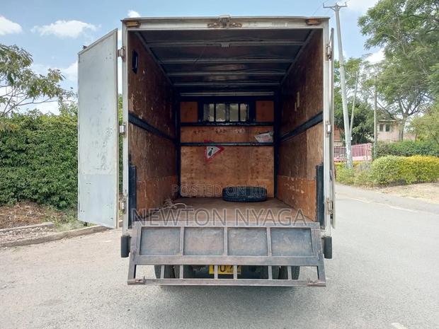 Mitsubishi Canter - thumbnail 7