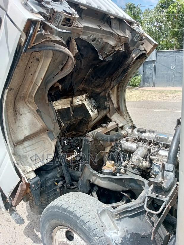 Mitsubishi Canter - thumbnail 9