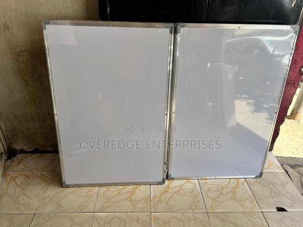 Whiteboard||Board_90 by 120cm - main view