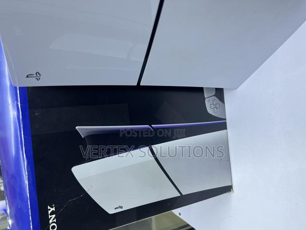 Play Station 5 - main view