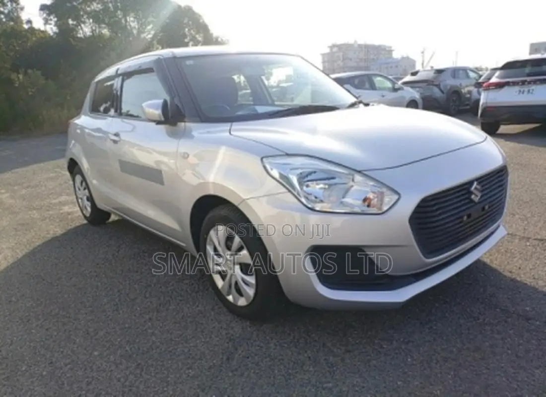 Suzuki Swift 2019 Silver