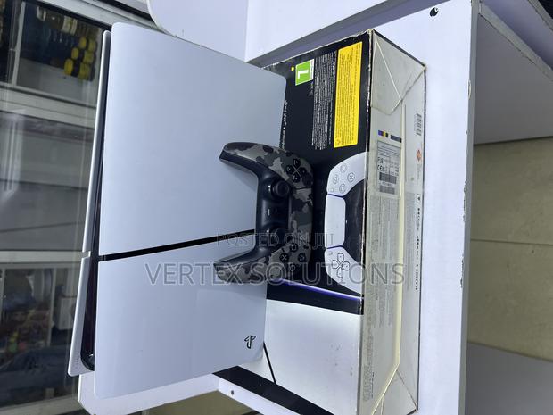 Play Station 5 Slim - main view