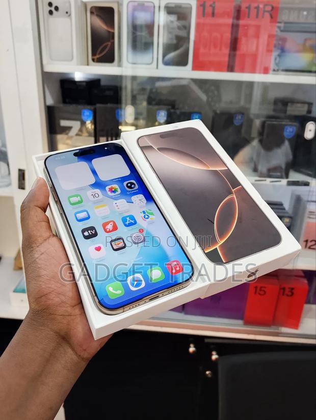 Apple iPhone 16 Pro Max 1 TB - thumbnail 2