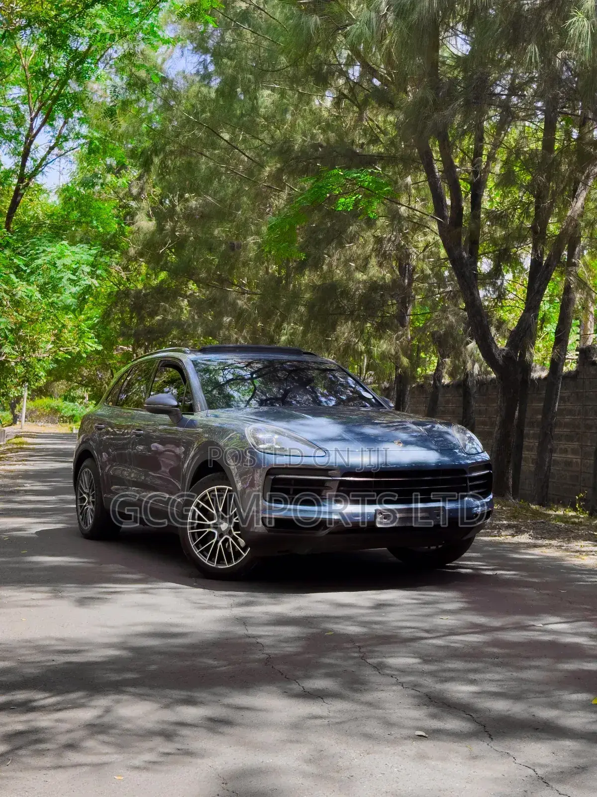 Porsche Cayenne Base AWD 2019 Gray