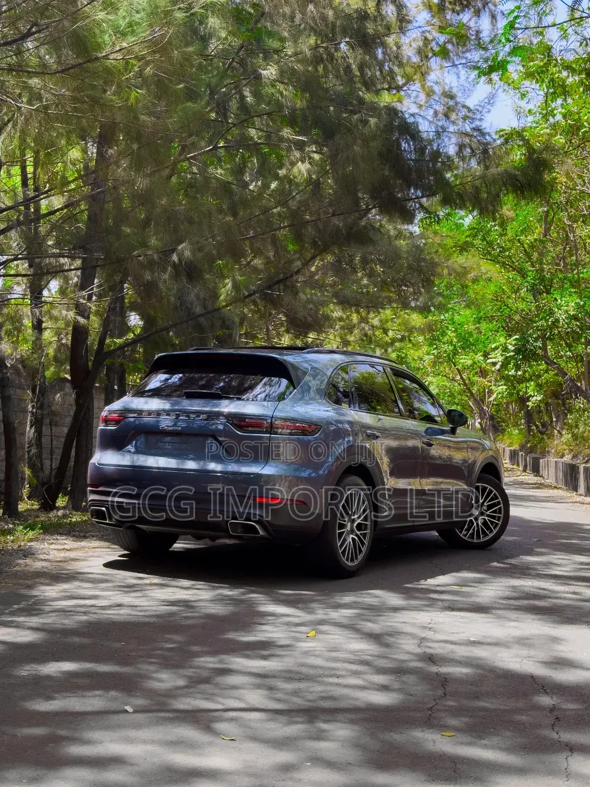 Porsche Cayenne Base AWD 2019 Gray