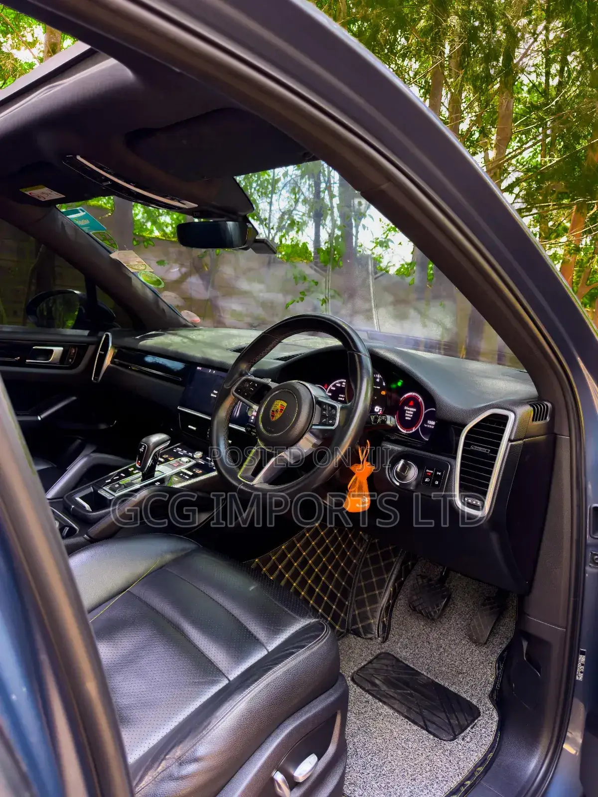 Porsche Cayenne Base AWD 2019 Gray