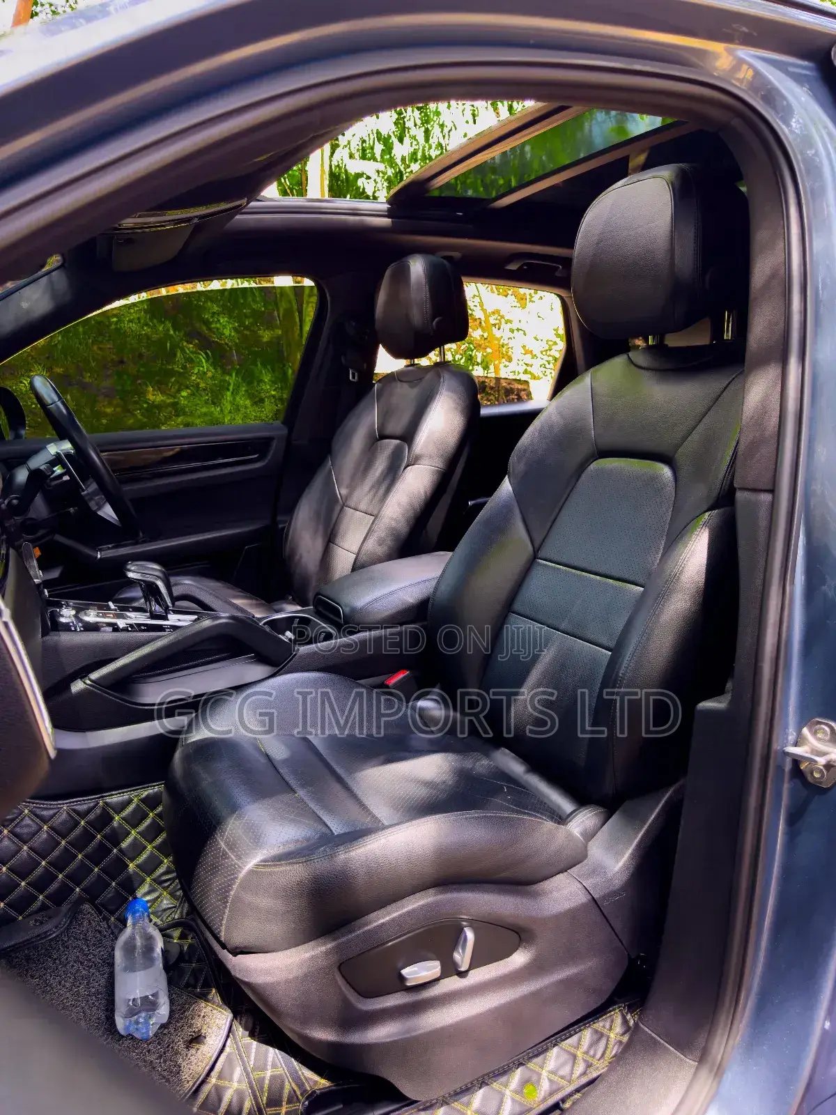 Porsche Cayenne Base AWD 2019 Gray