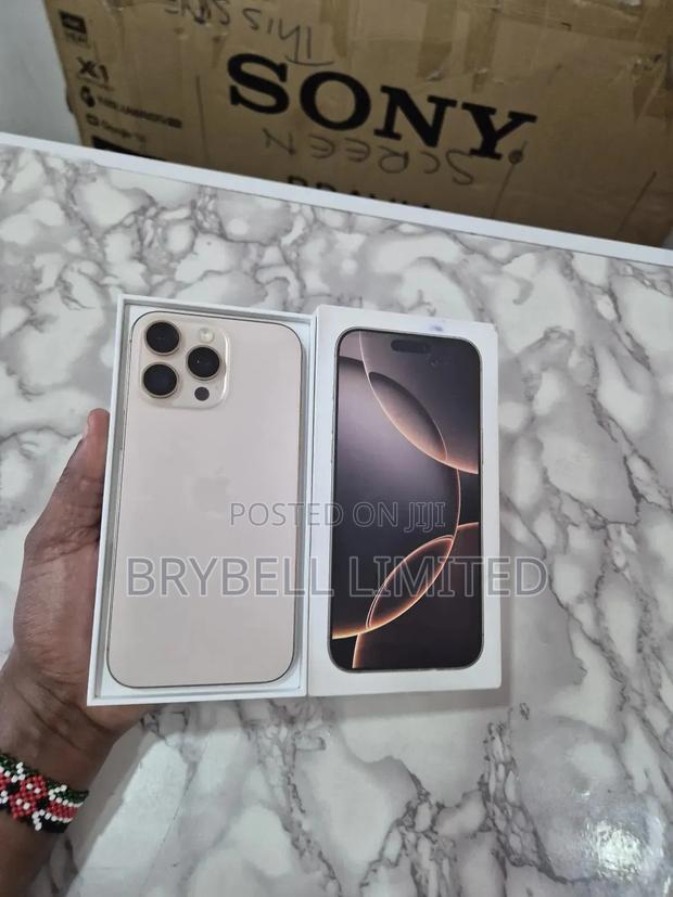 Apple iPhone 16 Pro Max 1 TB Gold - thumbnail 3