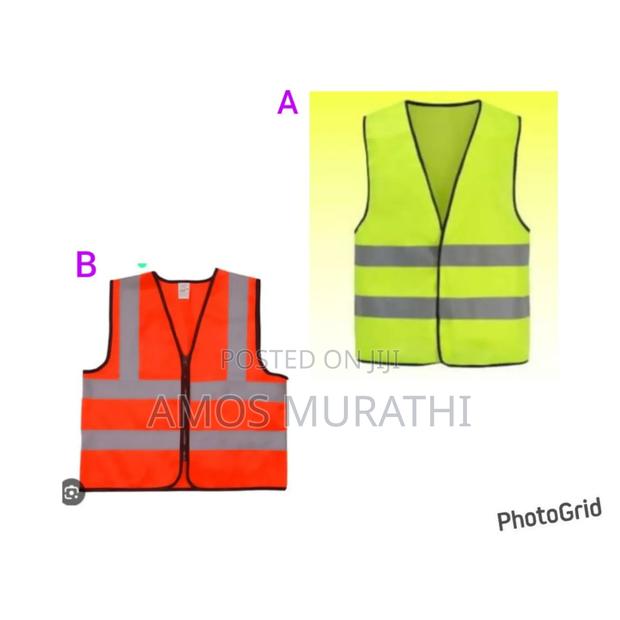 Safety Vest With Reflective Stripes - thumbnail 2