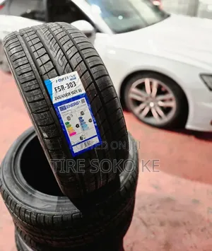 245/45r19 Fortune U.H.P Tyres