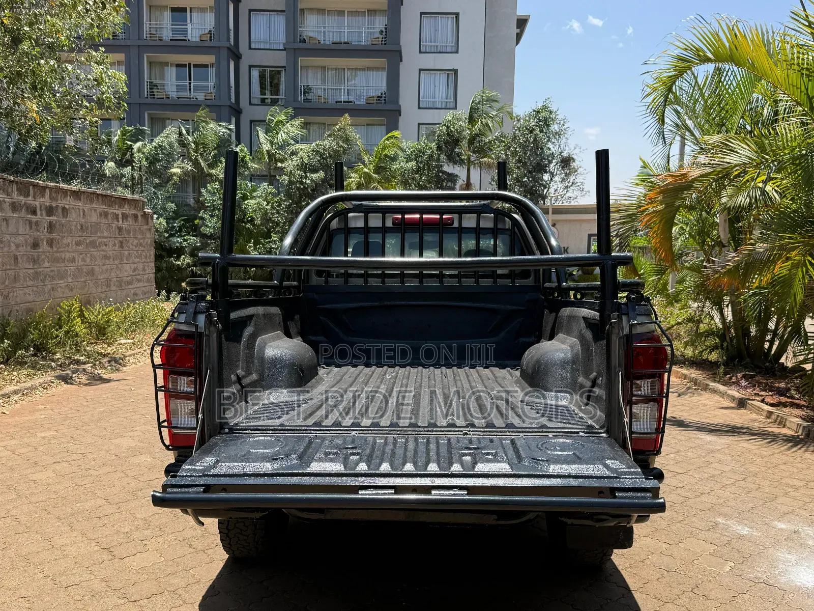Isuzu D-MAX 2019 Gray