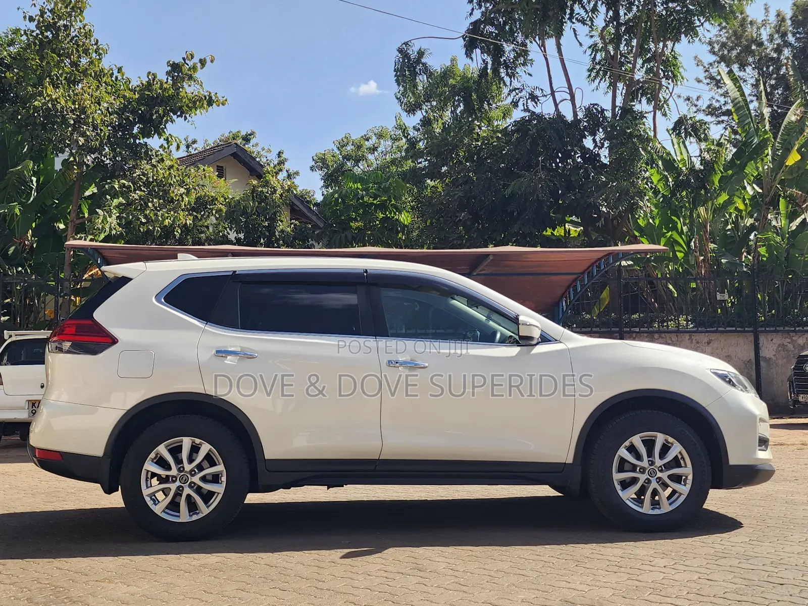 Nissan X-Trail 2.0 Petrol AWD 2018 White