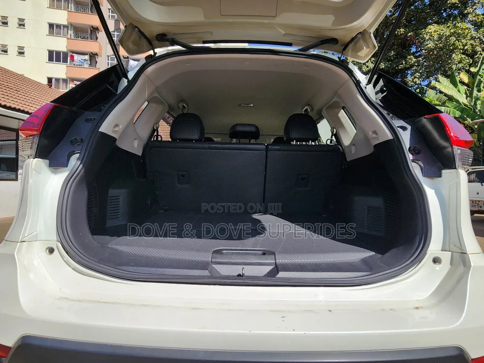 Nissan X-Trail 2.0 Petrol AWD 2018 White