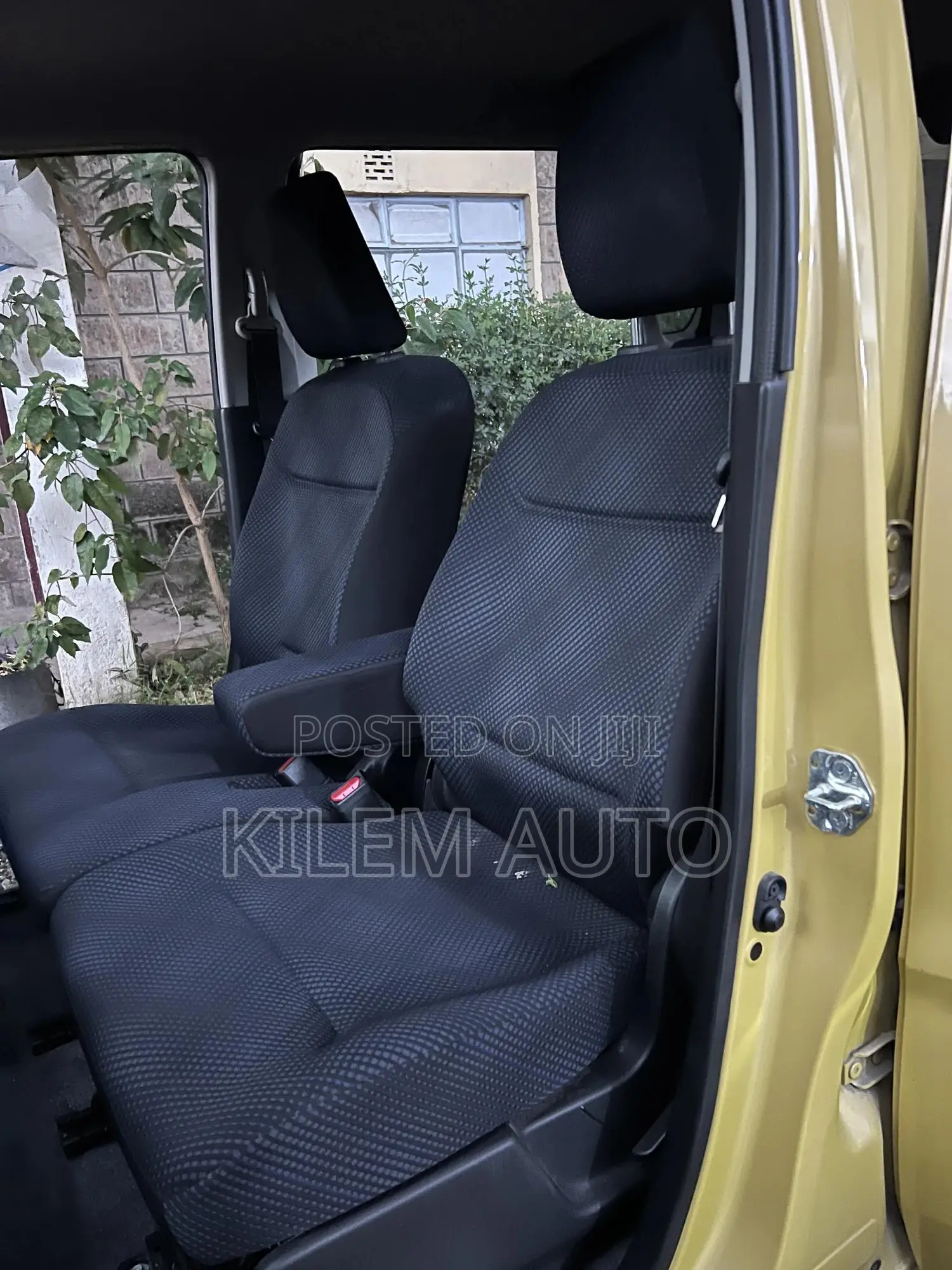 Suzuki Wagon R 2018 Yellow