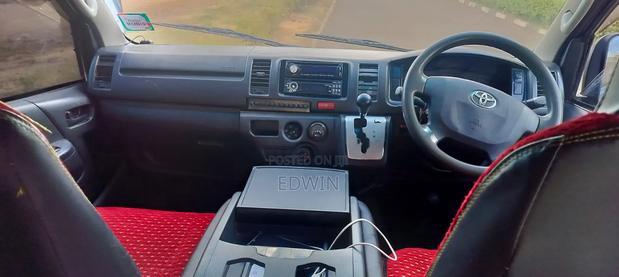 Toyota Hiace 2016 - thumbnail 8
