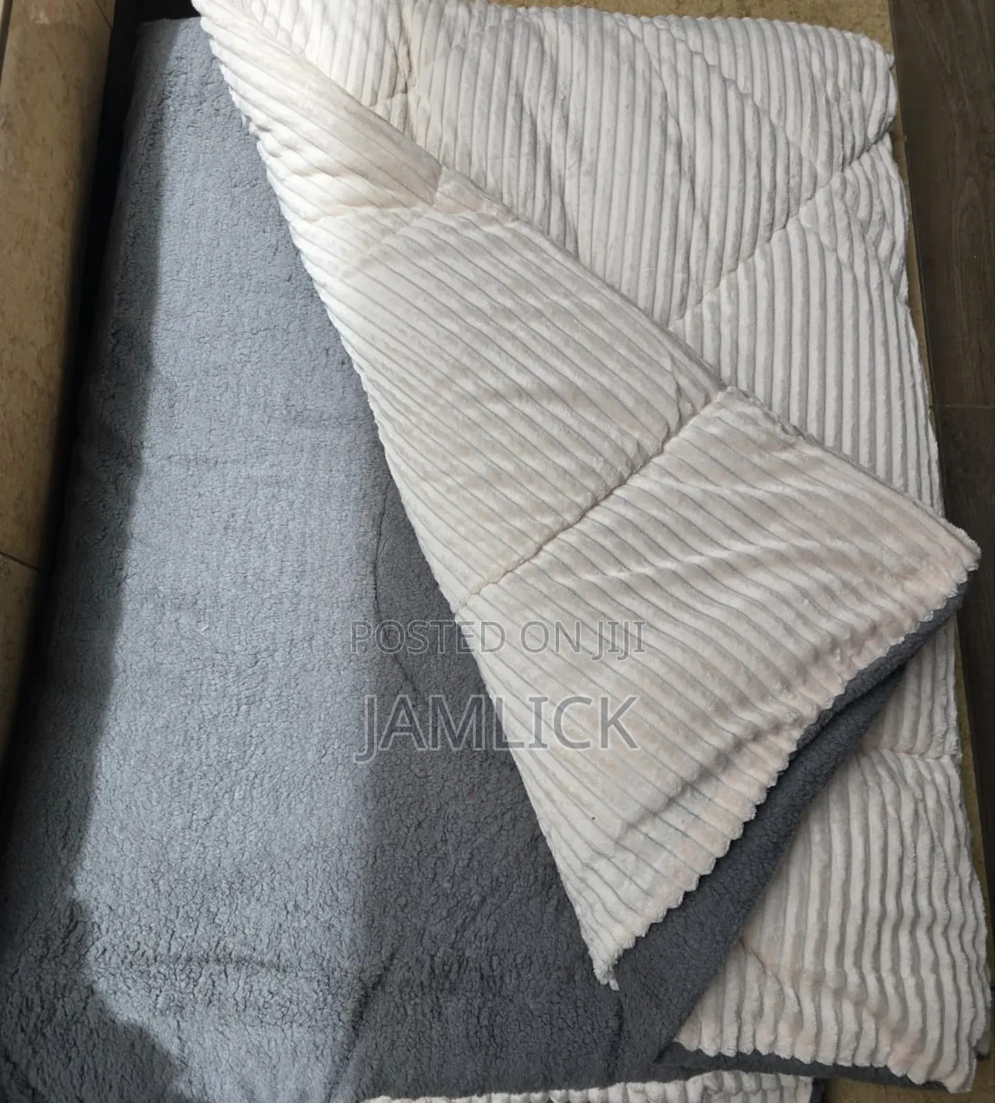 Single Plush Velvet Duvet –Tr