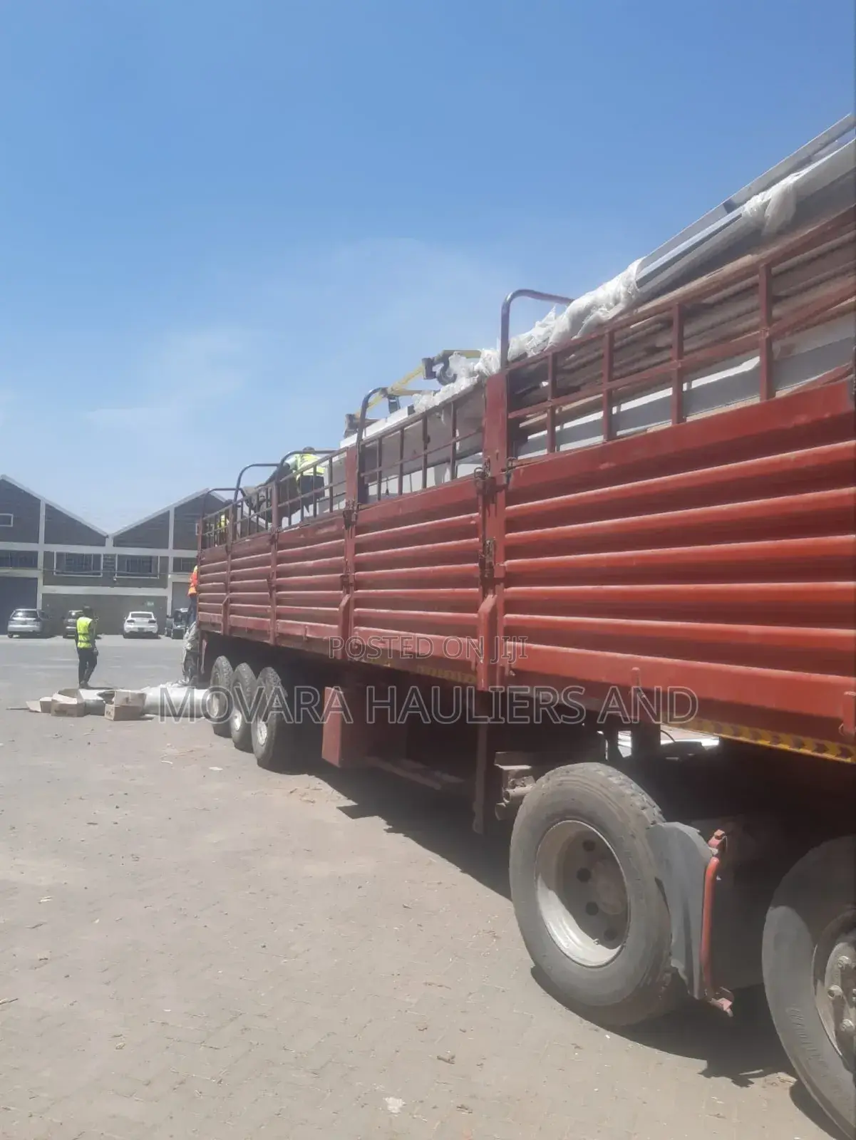 Trailers for Goods Delivery and Logistics Are Ready Within