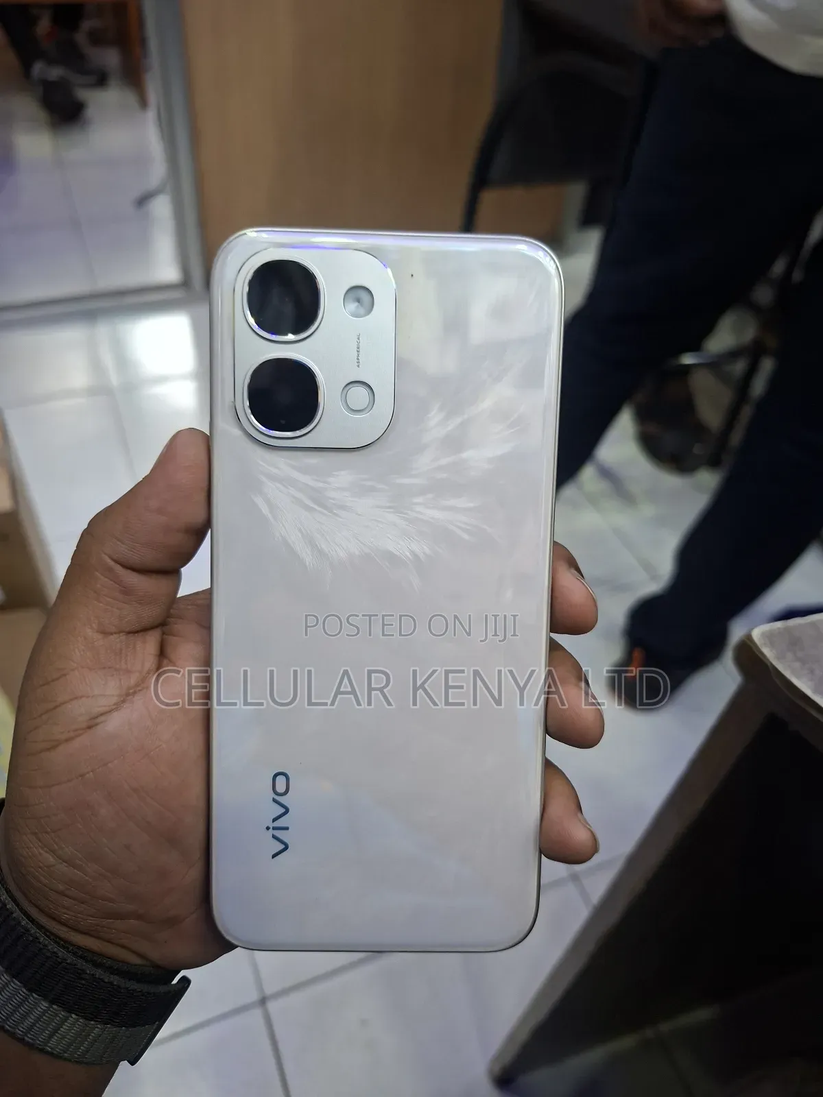 New Vivo Y31 128 GB Gold