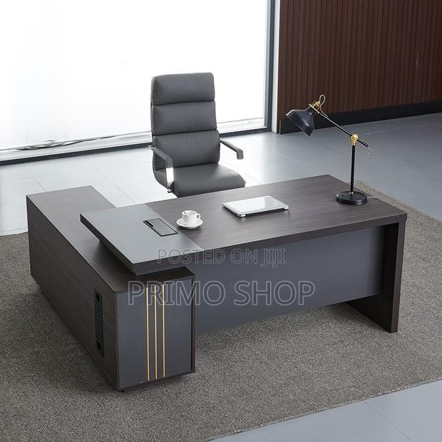 Office Desk : Simple Modern Executive Office Desk - thumbnail 9