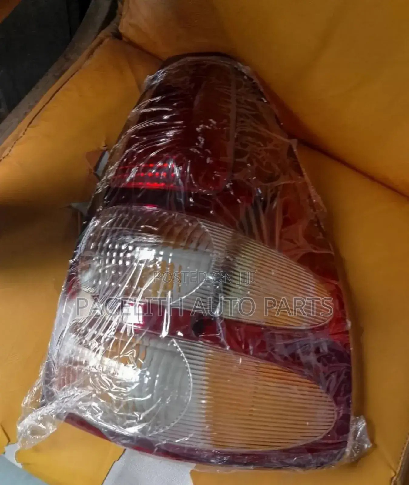 Tail Lens Prado 120
