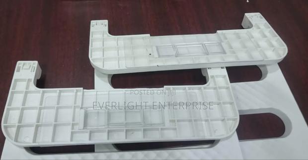 2 in 1 Adhesive Wall Mounted Folding Bathroom Slippers - thumbnail 2