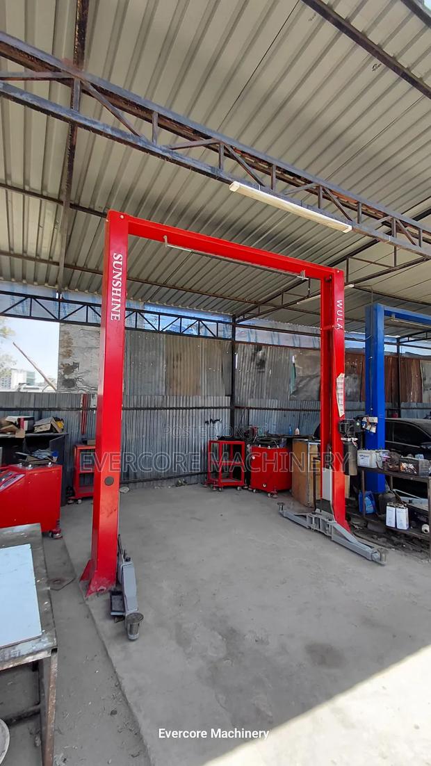 5tonne Two Post Carlift/Hoist Machine for Garage. - main view