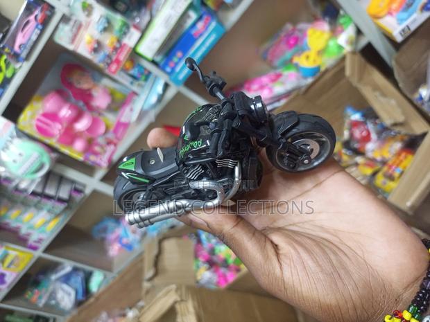 Motorcycle Die Cast Model - thumbnail 4