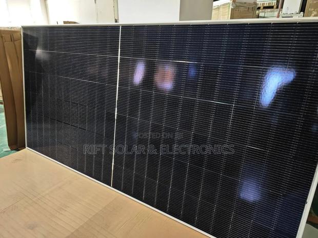 750 Watts Bifacial Monocrystalline All Weather Solar Panels - thumbnail 2