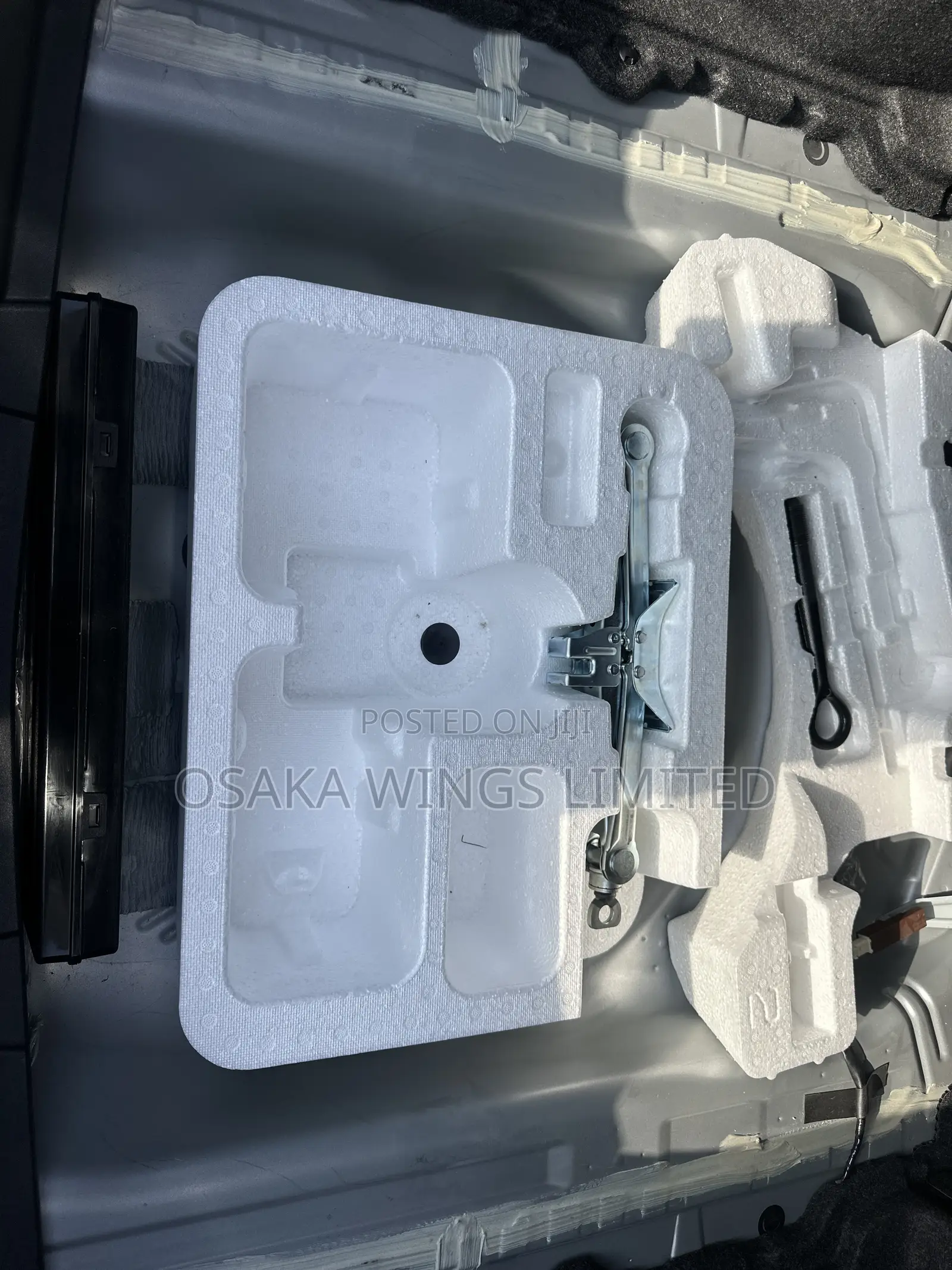 Toyota Axio 1.5 Hybrid 2WD 2019 Gray