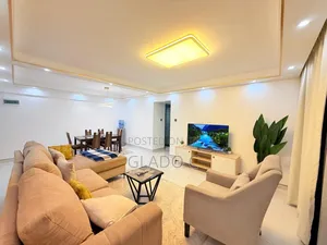 Alina Harbour , Spacious Furnished 3 Bedrooms With a  Pool