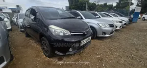 Toyota Vitz 2016 Black