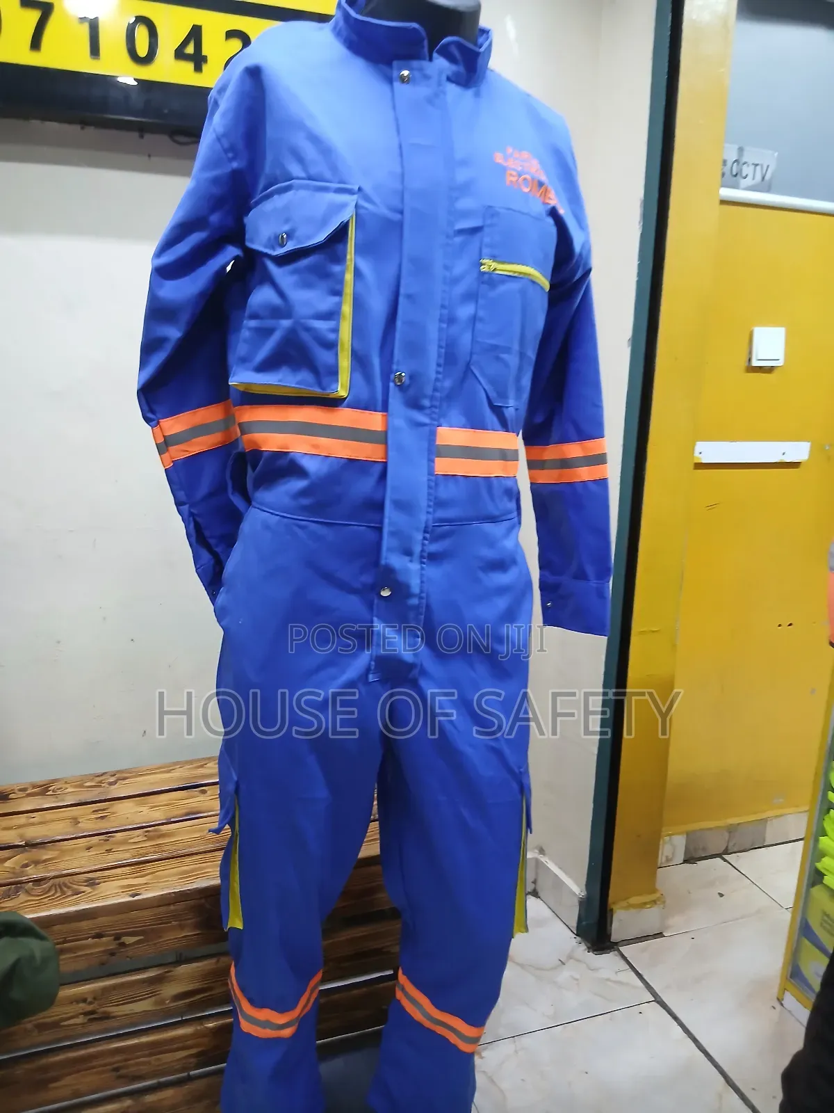 Traditional French Overall With Large Pockets