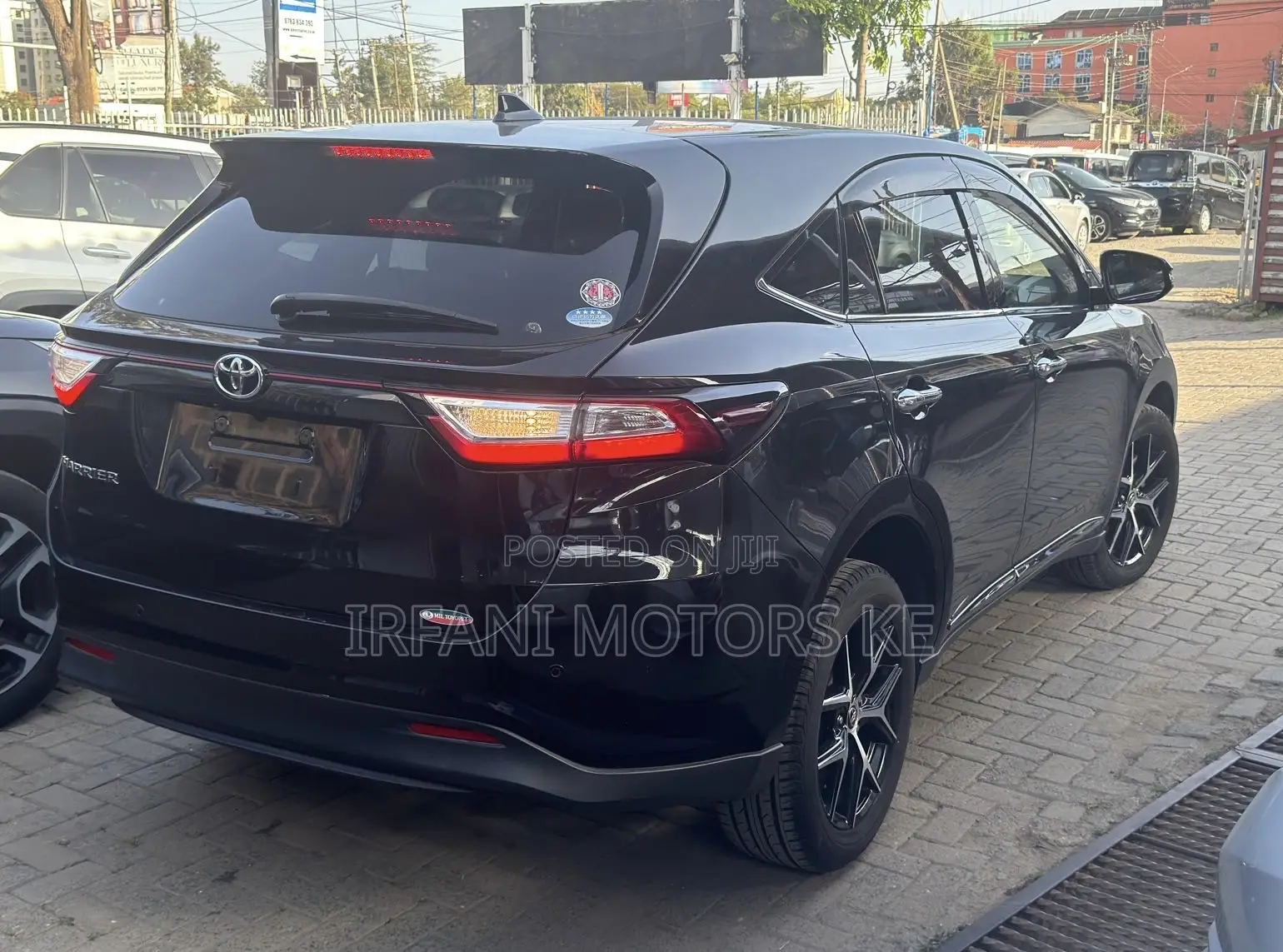 Toyota Harrier 2.0 2020 Black