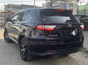 Toyota Harrier 2.0 2020 Black