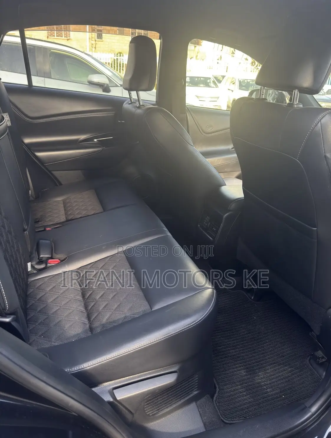 Toyota Harrier 2.0 2020 Black