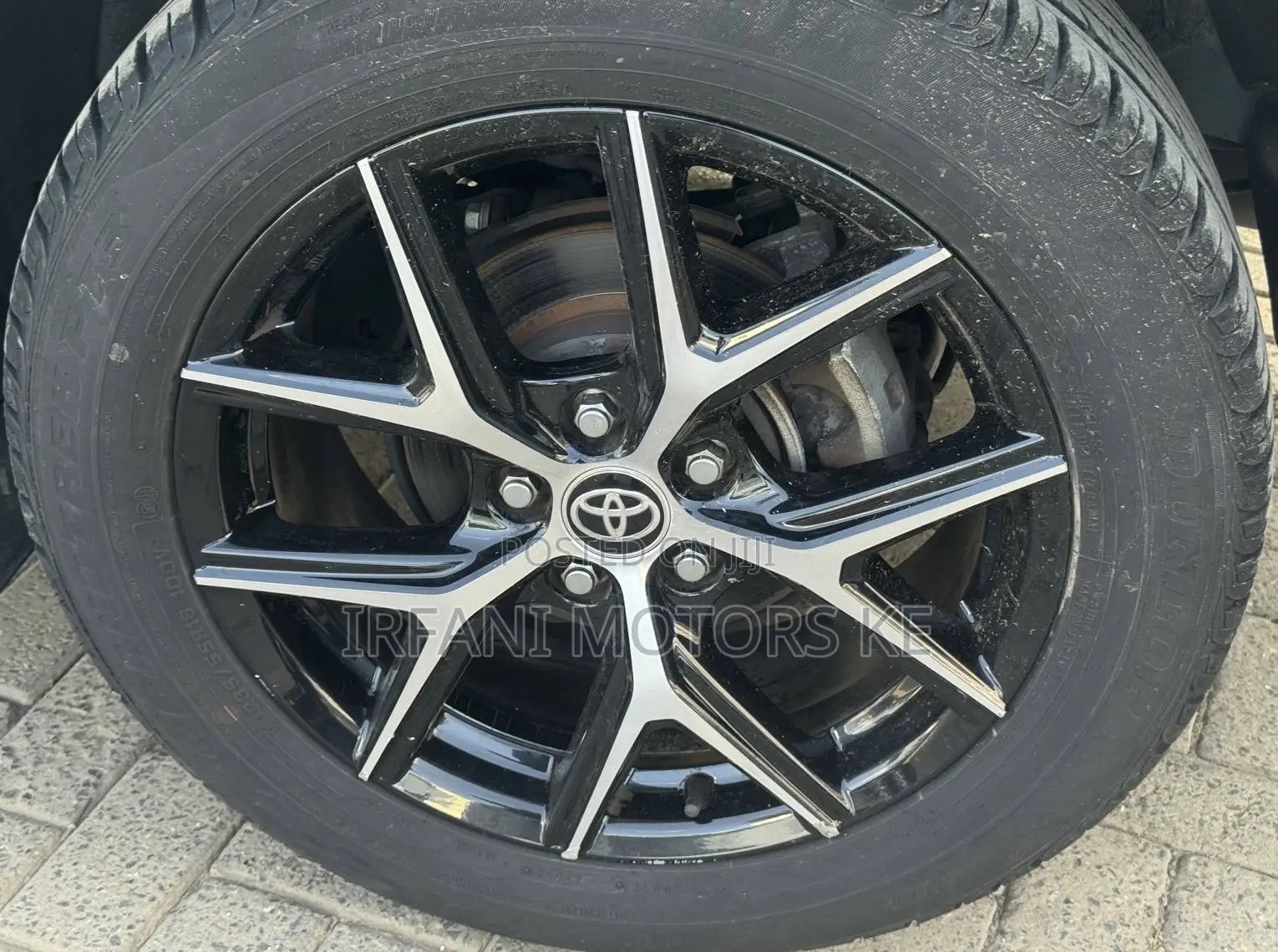 Toyota Harrier 2.0 2020 Black