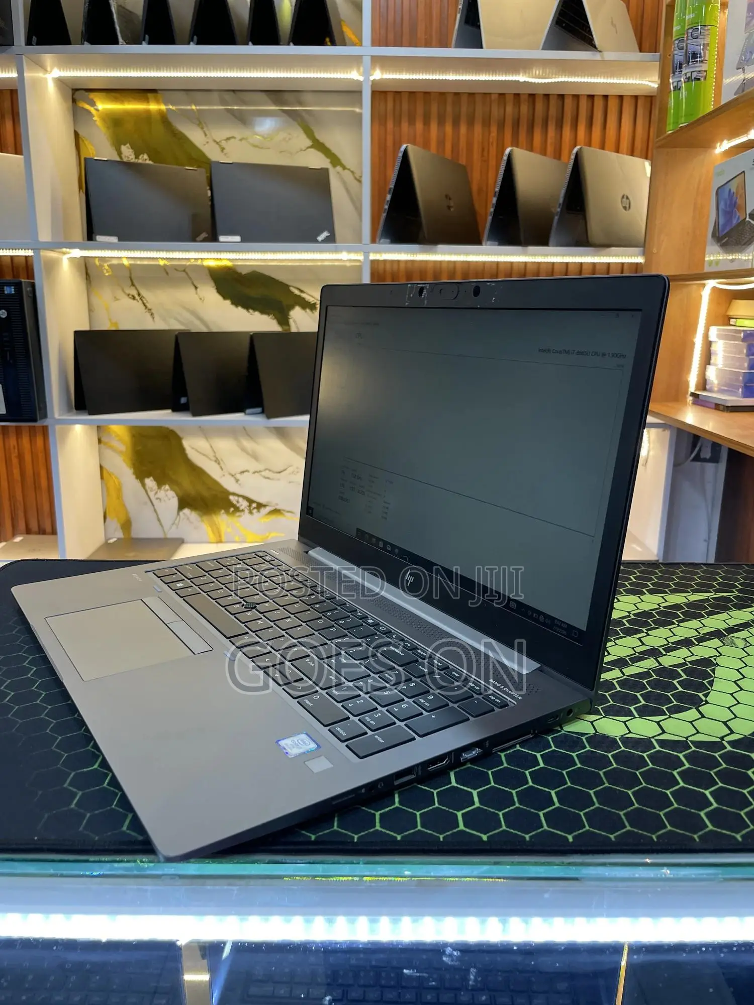 Laptop HP ZBook 15u G5 16GB Intel Core I7 SSD 512GB