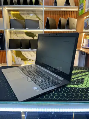 Laptop HP ZBook 15u G5 16GB Intel Core I7 SSD 512GB