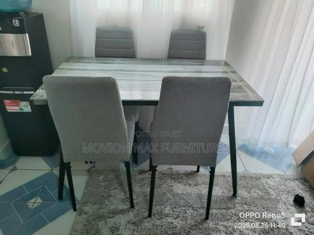 Compact Dinning Table - main view