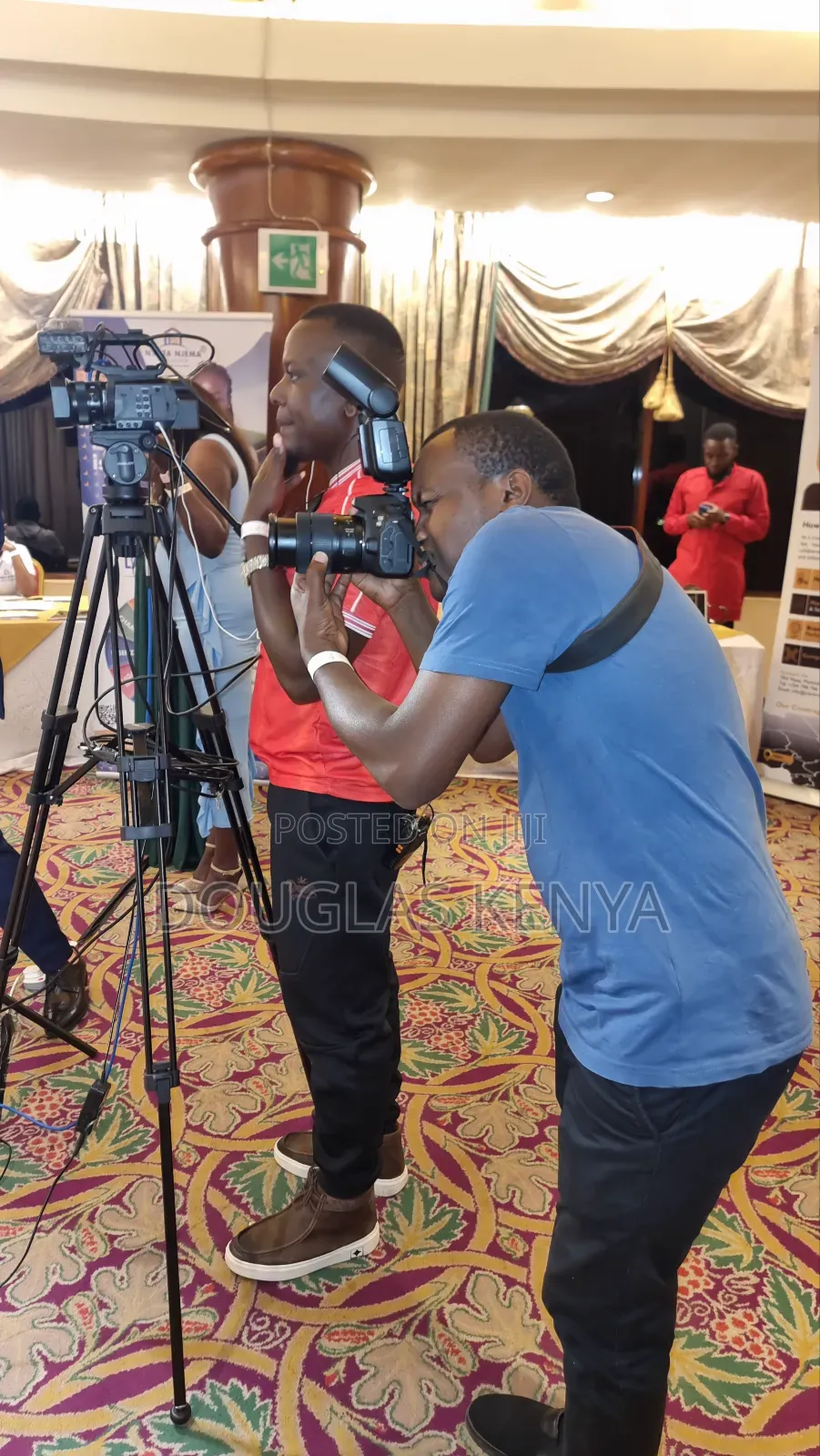 Hybrid Web Conferencing Livestream, Cooperate Videography Photography